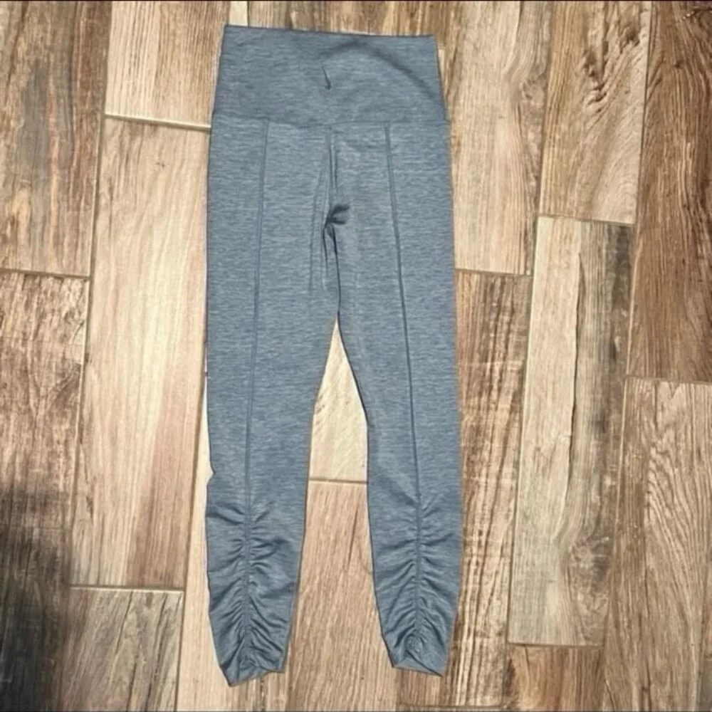 Women's Nike Yoga Ruched High-Waisted Ankle Leggings